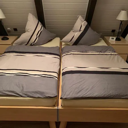 Pur - Waldurlaub Im Tiny House